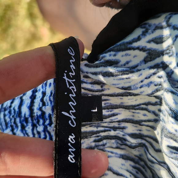 AVA CHRISTINE ▪︎ Abstract Geometric Pattern Shorts w/ Pockets, EUC - Picture 5 of 7